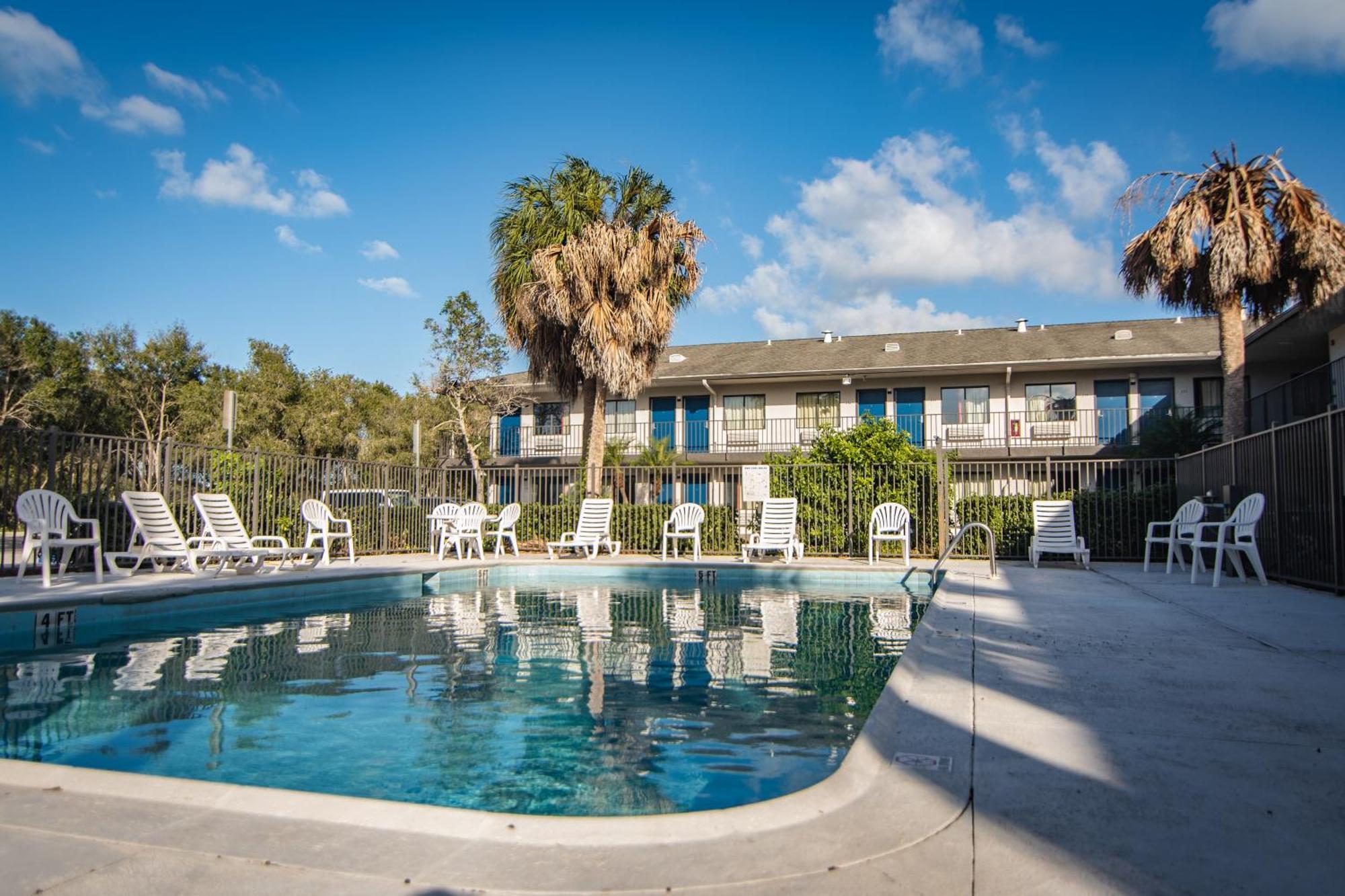 Motel 6-Ft. Pierce, Fl Fort Pierce Bagian luar foto