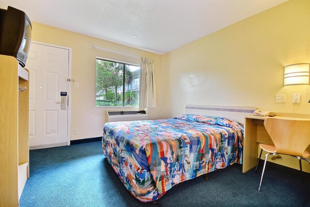 Motel 6-Ft. Pierce, Fl Fort Pierce Bagian luar foto